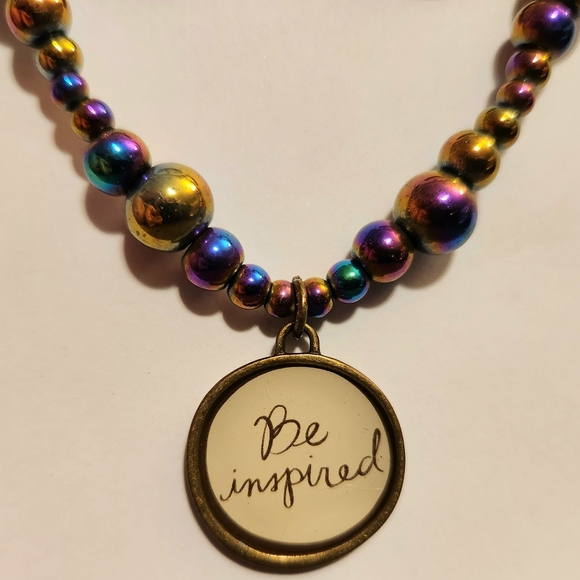 Handmade necklace and earrings set - Picture 2 of 3